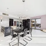 Apartment W Sky Tower Wroclaw