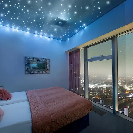 Apartment W Sky Tower
