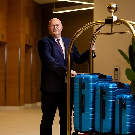 W Sky Tower Wrocław