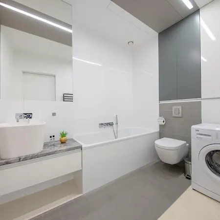 W Sky Tower Apartmán Vratislav