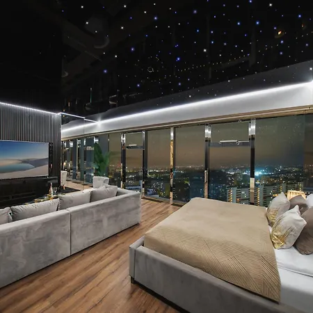 شقة W Sky Tower فروتسواف
