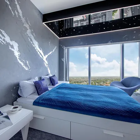 W Sky Tower شقة فروتسواف