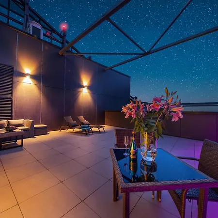 شقة W Sky Tower *