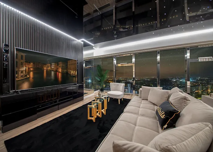 W Sky Tower * Wroclaw