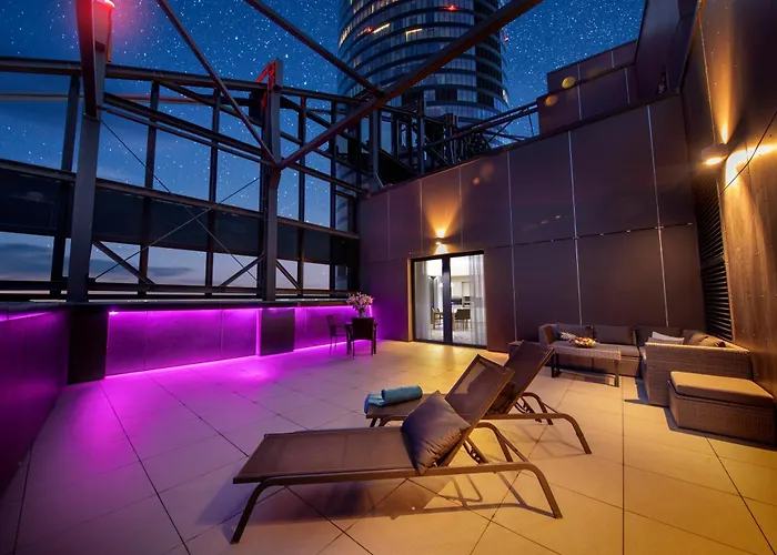 Apartment W Sky Tower